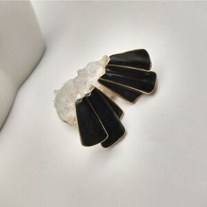 Black spade vintage earrings‎ for pierced ears
